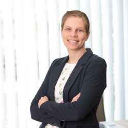 Of het nu fiscaal, juridisch of notarieel is – als competente contactpersoon begeleiden wij u naar uw veilige toekomst. Meld u aan.